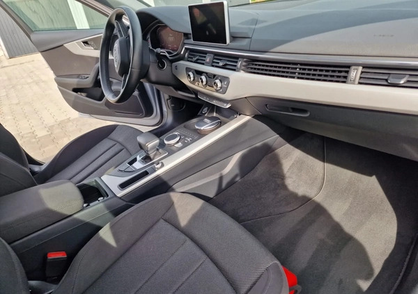 Audi A4 cena 83900 przebieg: 122000, rok produkcji 2019 z Goniądz małe 154